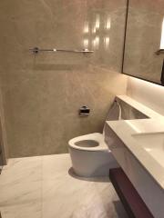 1 bed Condo in Sindhorn Residence Lumphini Sub District C015601