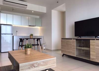 2 bed Condo in The Lofts Ekkamai Phrakhanongnuea Sub District C015598