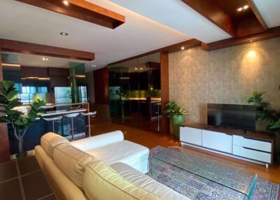 1 bed Condo in Sathorn Gardens Thungmahamek Sub District C015581