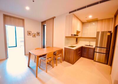 2 bed Condo in Noble Ploenchit Lumphini Sub District C015575