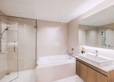 2 bed Condo in Vtara Sukhumvit 36 Phra Khanong Sub District C015565