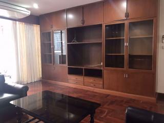 2 bed Condo in Premier Condominium Khlongtan Sub District C015551