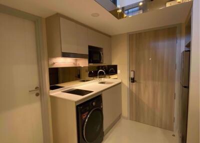 1 bed Duplex in Knightsbridge Prime Sathorn Thungmahamek Sub District D015549