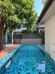 4 bed House Khlong Tan Nuea Sub District H015542