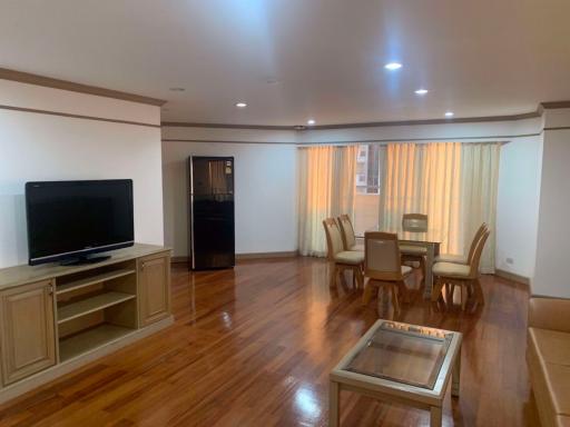 3 bed Condo in Floraville Suanluang District C015528