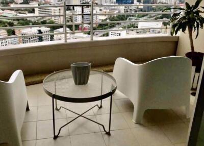 2 bed Condo in Sathorn Heritage Sathon District C015518