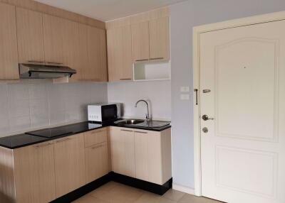 2 bed Condo in Grand Park View Khlong Toei Nuea Sub District C015504