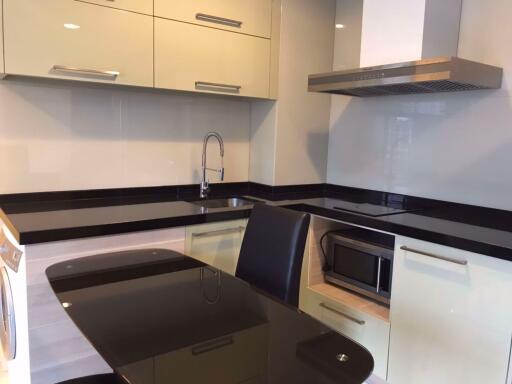 1 bed Condo in The Crest Sukhumvit 24 Khlongtan Sub District C015472