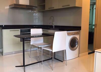 1 bed Condo in The Crest Sukhumvit 24 Khlongtan Sub District C015471