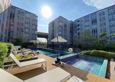 2 bed Condo in Moniiq Sukhumvit 64 Phrakhanong District C015468