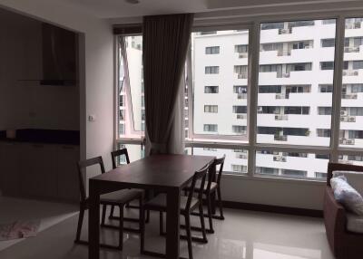 2 bed Condo in Baan Rajprasong Lumphini Sub District C015451