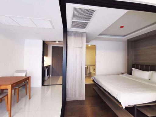 Studio bed Condo in Circle Rein Sukhumvit 12 Khlongtoei Sub District C015430