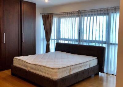 1 bed Condo in Sathorn Gardens Thungmahamek Sub District C015425