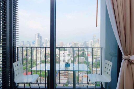 1 bed Condo in Edge Sukhumvit 23 Khlong Toei Nuea Sub District C015410