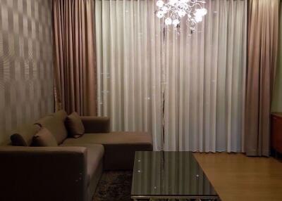 1 bed Condo in M Silom Suriyawong Sub District C015401