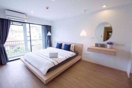 2 bed Condo in The Greenston Thonglor Residence Khlong Tan Nuea Sub District C015393