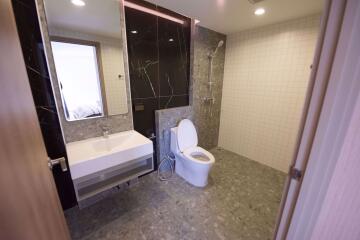 Studio, 1 ห้องน้ำ คอนโด ราคา ฿ 25,000/เดือน