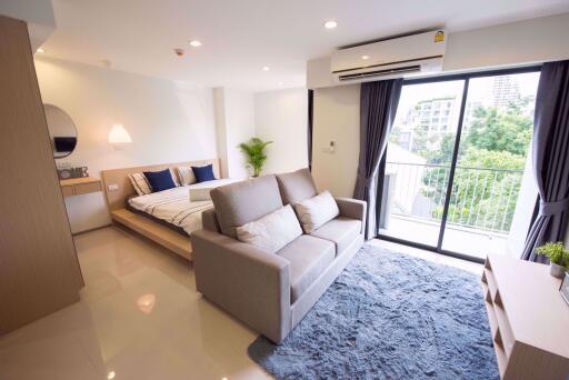 Studio bed Condo in The Greenston Thonglor Residence Khlong Tan Nuea Sub District C015391