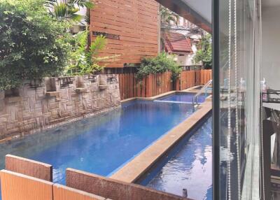 1 bed Condo in The Niche Sukhumvit 49 Khlong Tan Nuea Sub District C015384