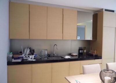 1 bed Condo in Saladaeng Residences Silom Sub District C015341