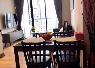 2 bed Condo in Park Origin Phromphong Khlongtan Sub District C015326