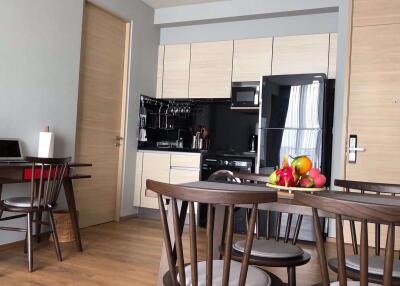 2 bed Condo in Park Origin Phromphong Khlongtan Sub District C015325