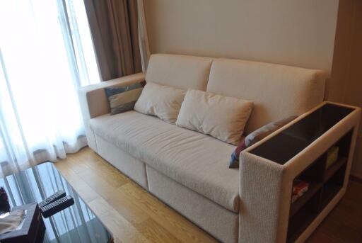 1 bed Condo in The Address Sathorn Silom Sub District C015323