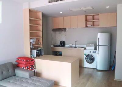 1 bed Condo in Noble Refine Khlongtan Sub District C015310