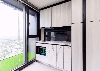 1 bed Duplex in The Line Sukhumvit 101 Bangchak Sub District D015296