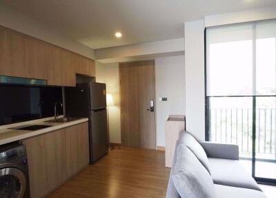 1 bed Condo in FYNN Aree Samsennai Sub District C015283