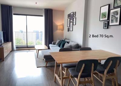 2 bed Condo in RHYTHM Ekkamai Khlong Tan Nuea Sub District C015270