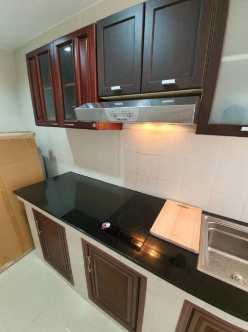 1 bed Condo in Monterey Place Khlongtoei Sub District C015254