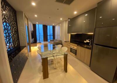 2 bed Condo in Noble Ploenchit Lumphini Sub District C015252