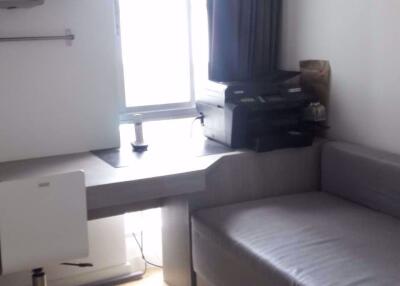 2 bed Condo in Whizdom @ Punnawithi Station Phrakhanong District C015243