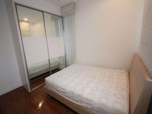 2 bed Condo in Siri Residence Khlongtan Sub District C015223