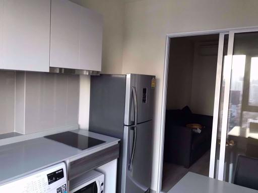 1 bed Condo in Centric Ratchada - Huai Khwang Samsennok Sub District C015219