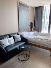 Studio bed Condo in Park Origin Phromphong Khlongtan Sub District C015209