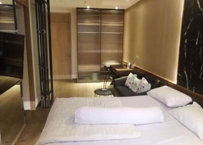 Studio bed Condo in Park Origin Phromphong Khlongtan Sub District C015209