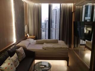 Studio bed Condo in Park Origin Phromphong Khlongtan Sub District C015209