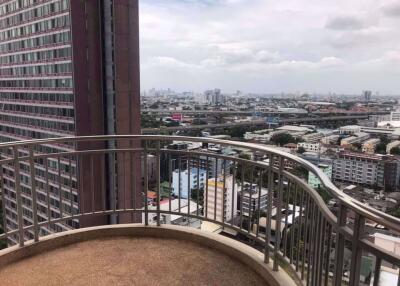 2 bed Condo in Supalai Park Ratchayothin Chatuchak District C015195