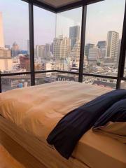 2 bed Condo in Ashton Silom Suriyawong Sub District C015192