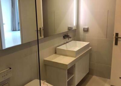 1 bed Condo in The Bangkok Sathorn Yan Nawa Sub District C015156