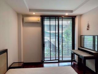 1 bed Condo in O2 Hip Pathum Wan District C015150