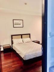 1 bed Condo in O2 Hip Pathum Wan District C015150