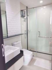 2 bed Condo in Wish Signature Midtown Siam Thanonphayathai Sub District C015149