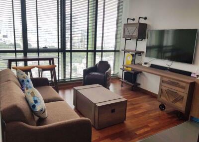 2 bed Condo in Wish Signature Midtown Siam Thanonphayathai Sub District C015149