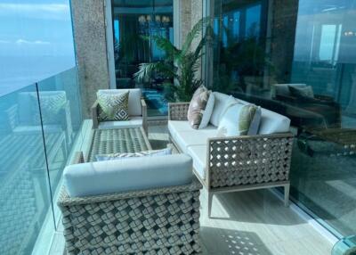 The Palm Penthouse for Sale on Private Beach.  Bedroom 4 bathrooms 4