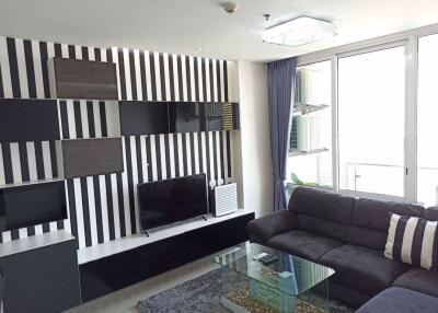 2 bed Condo in T.C. Green Huai Khwang Sub District C015171