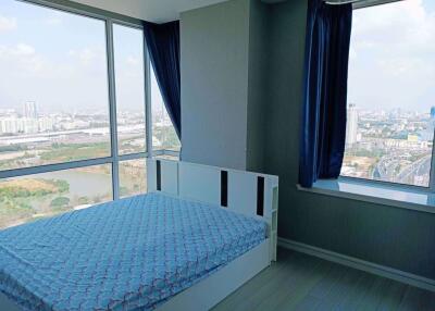 2 bed Condo in T.C. Green Huai Khwang Sub District C015171