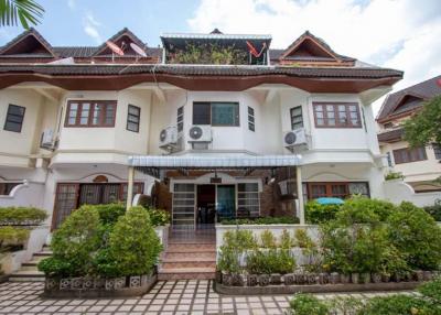 The Hill Place 3 bed townhouse for sale